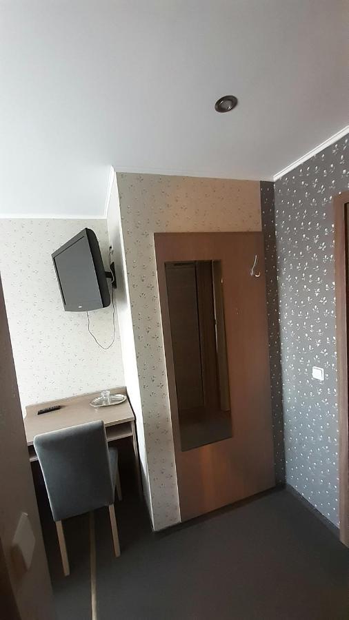 Restauracja I Noclegi Pod Kasztanami Ополе Номер фото